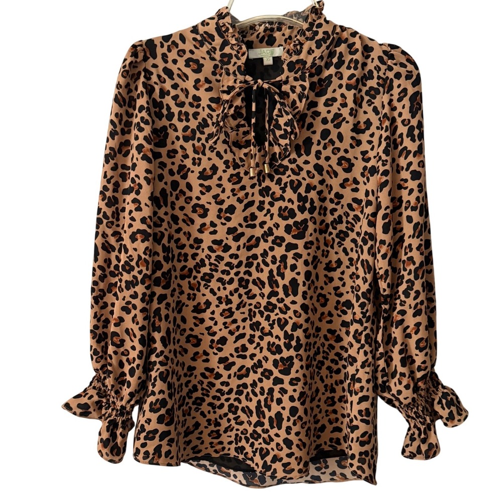 Jade Melody Tam Sz XS Classic Leopard Print Ruffle Neck Tie Front Blouse Career